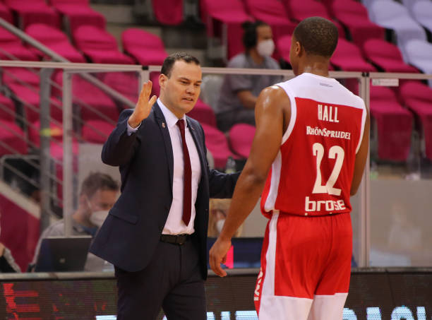 功不仅仅依 功不仅仅依