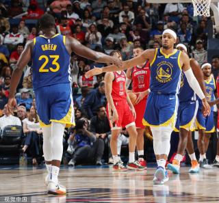 疗组的初步 疗组的初步