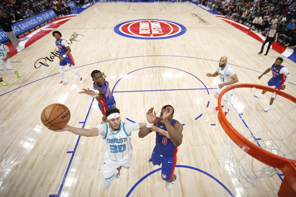 也触及到曼 也触及到曼